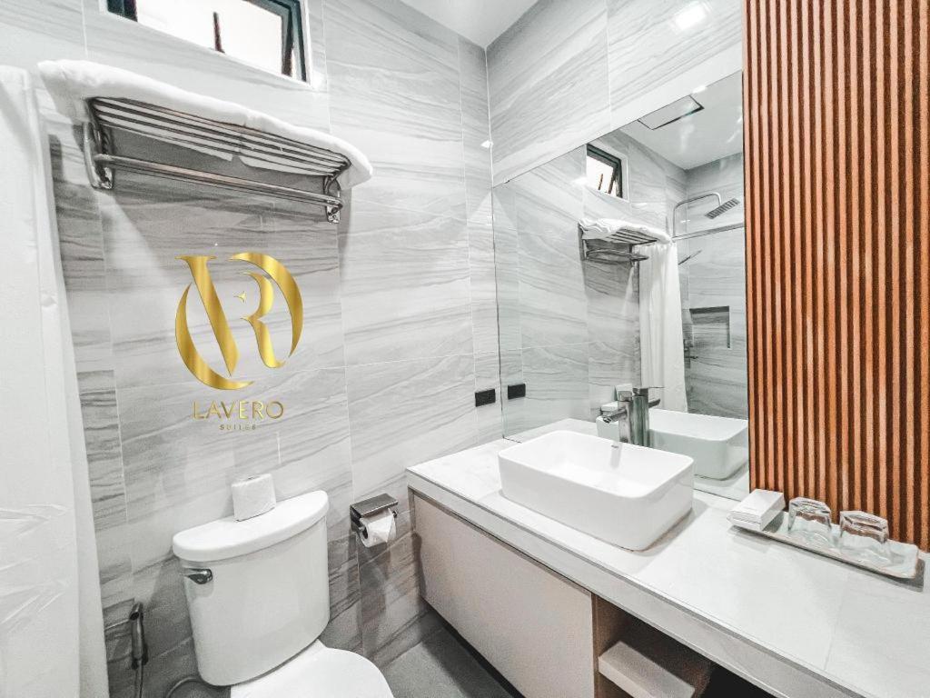 Lavero Suites Kalibo Kültér fotó