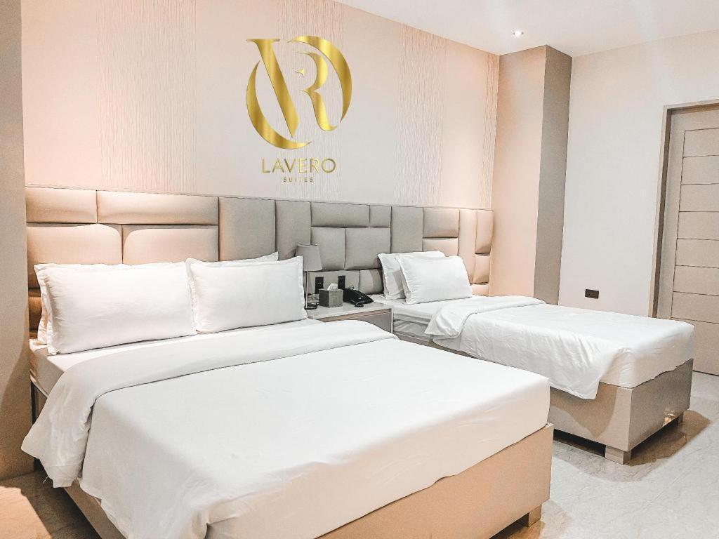 Lavero Suites Kalibo Kültér fotó