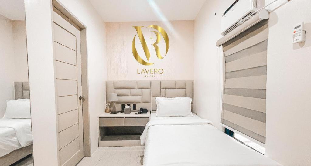 Lavero Suites Kalibo Kültér fotó