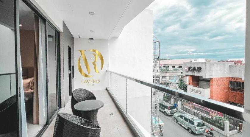 Lavero Suites Kalibo Kültér fotó