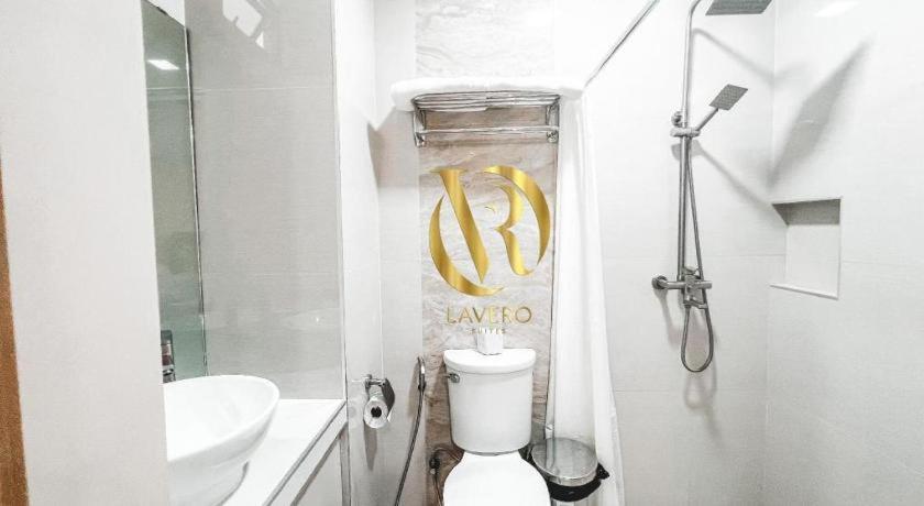 Lavero Suites Kalibo Kültér fotó