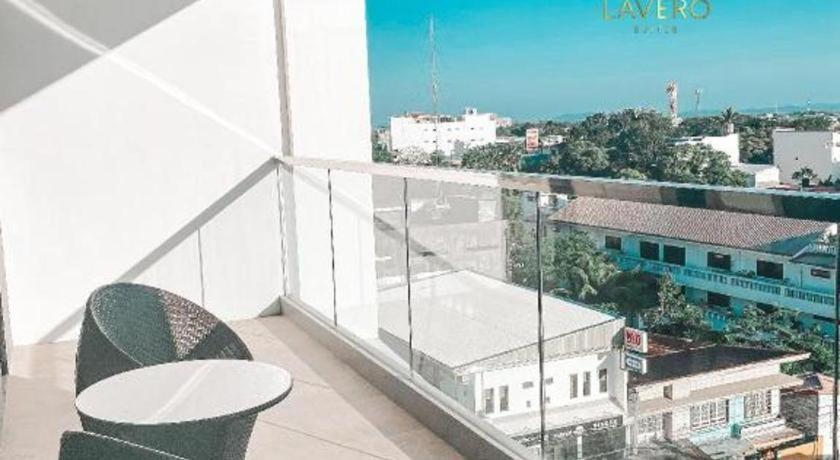Lavero Suites Kalibo Kültér fotó