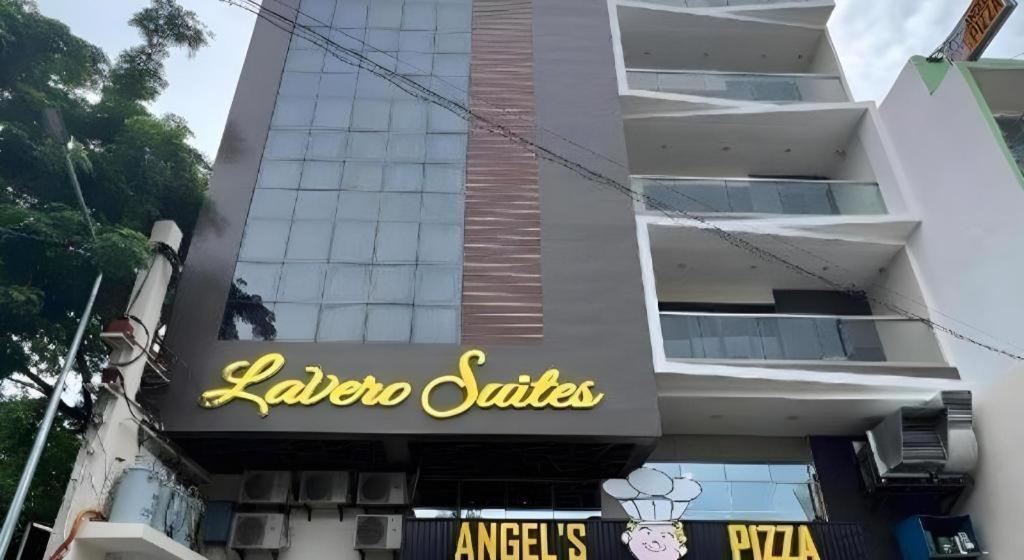 Lavero Suites Kalibo Kültér fotó